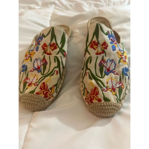 Tory Burch Women's Embroidered Floral Round Toe Mules Multicolor Size 6 - Picture 4 of 12